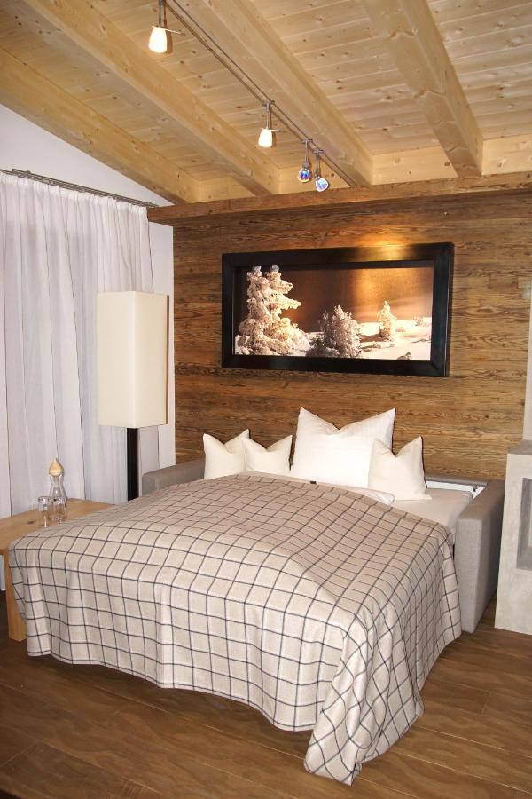 Pete Alpine Boutique Hotel - Klein Und Fein - Private Spa Suiten Und Zimmer Sankt Anton am Arlberg Room photo